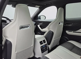 Jaguar F-PACE – thumbnail 17