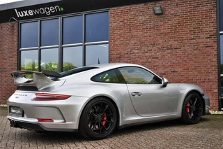 Porsche 911 – thumbnail 18