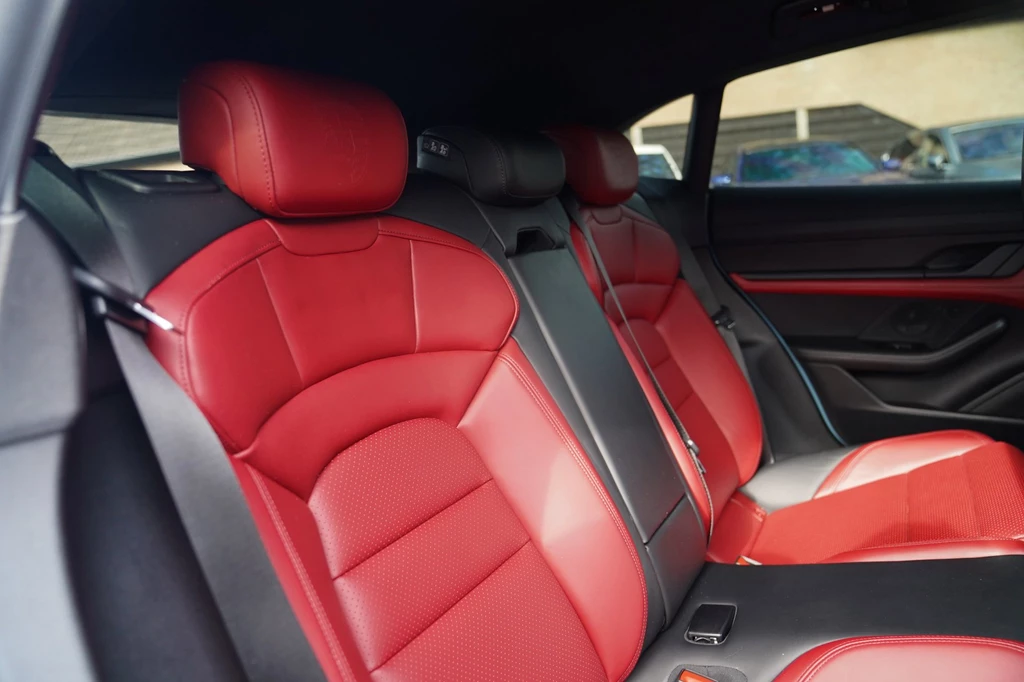 Porsche Taycan – foto 17