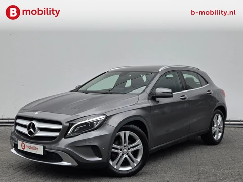 Mercedes-Benz GLA 180 Premium Apple CarPlay Stoelverwarming | Sportstoelen | Urban Pack | PDC V+A