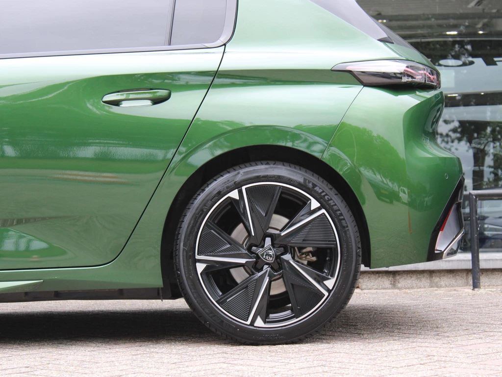 Peugeot e-308 – foto 12