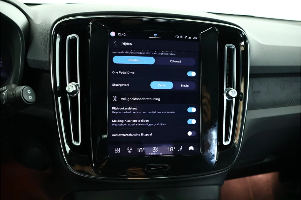 Volvo XC40 – foto 25