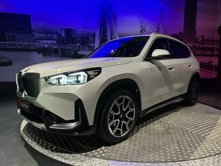 BMW iX1 – thumbnail 3