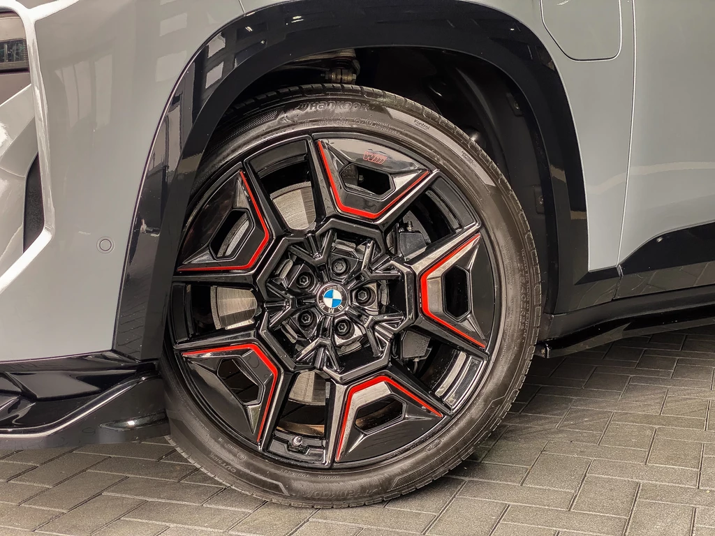 BMW XM – foto 37