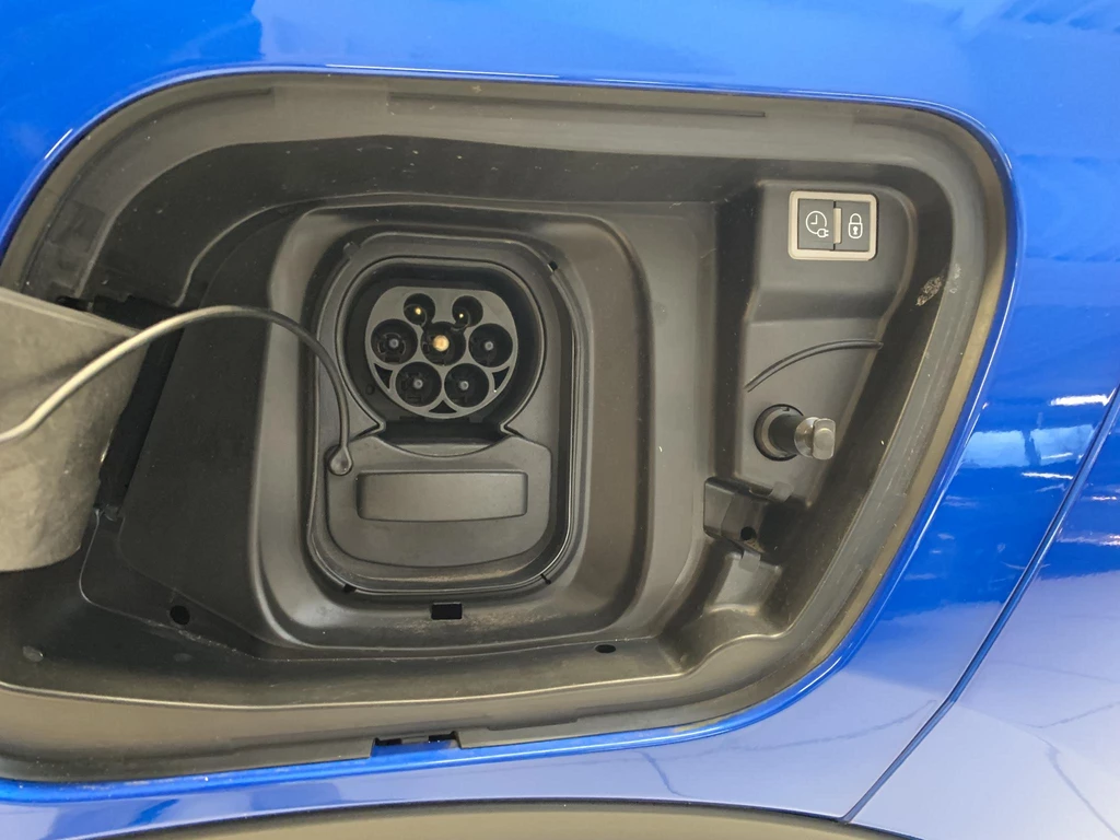 Peugeot e-2008 – foto 10
