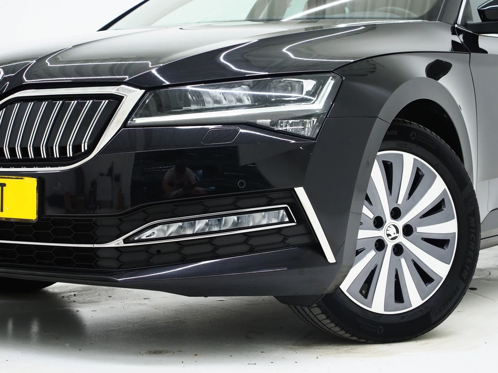 Škoda Superb – foto 11