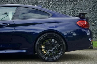 BMW M4 – thumbnail 18