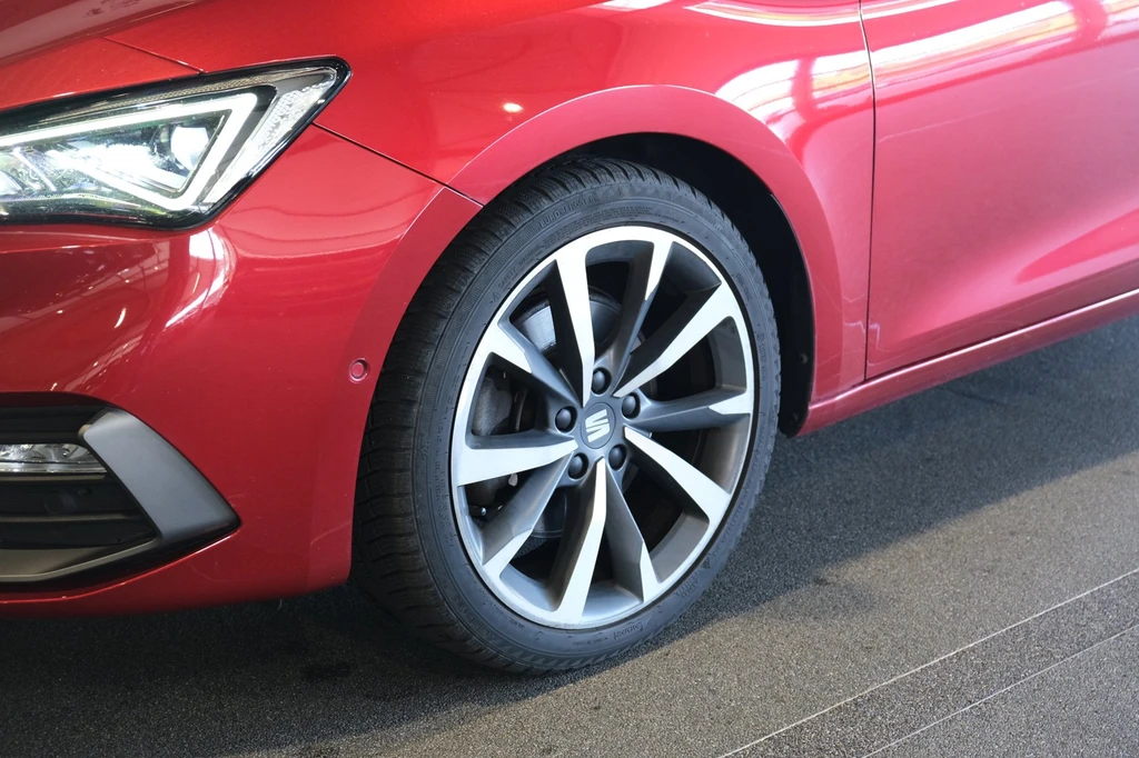 SEAT Leon – foto 10