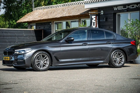 BMW 5-serie 520i High Executive Edition I M-Sport I schuifdak I 1 ste eigenaar I comfortsoel I