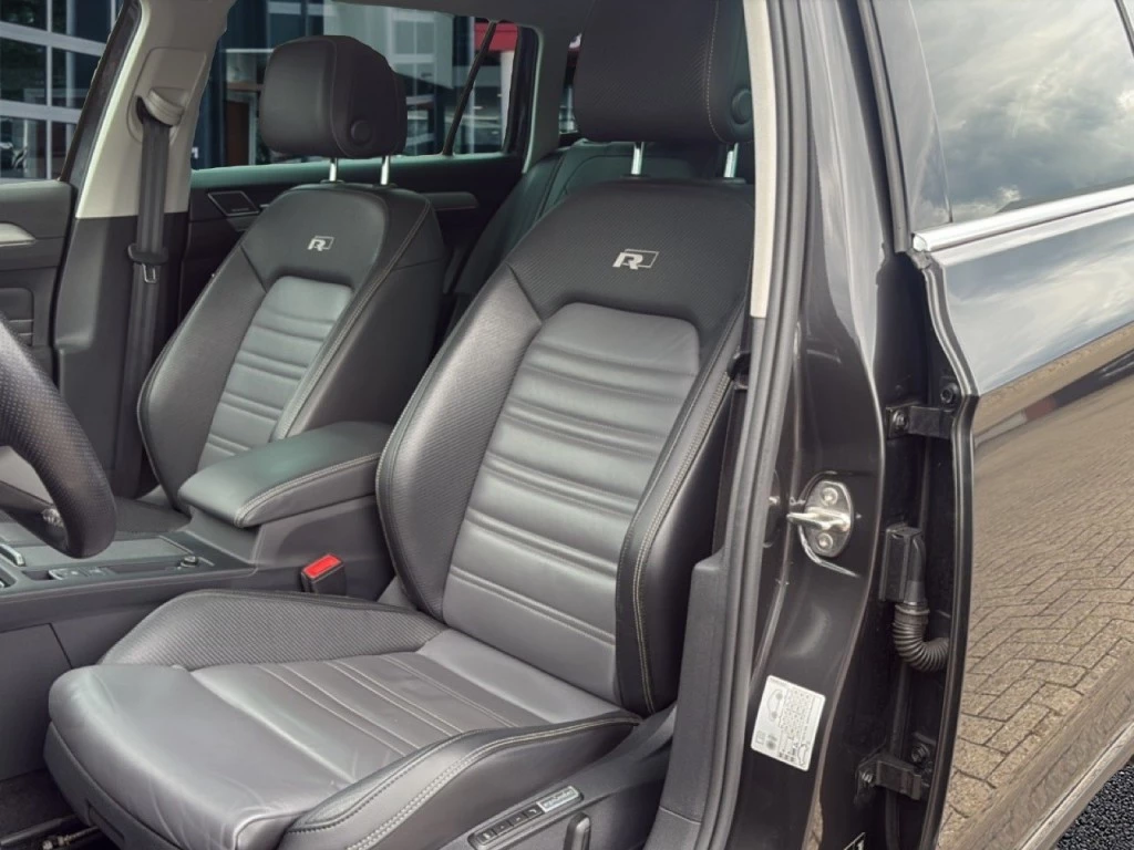 Volkswagen Passat – foto 12
