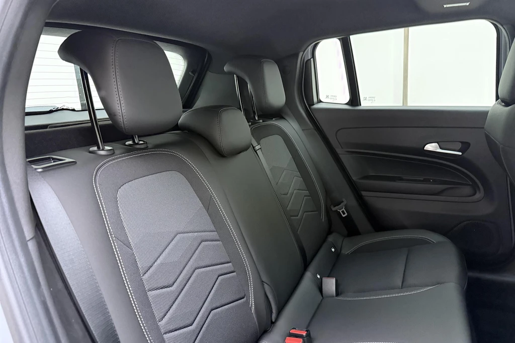 Jeep Avenger – foto 16
