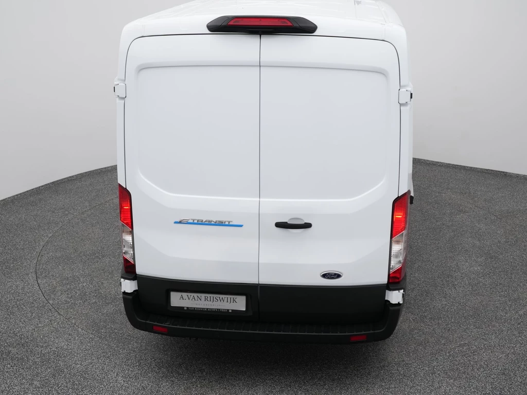 Ford E-Transit – foto 16