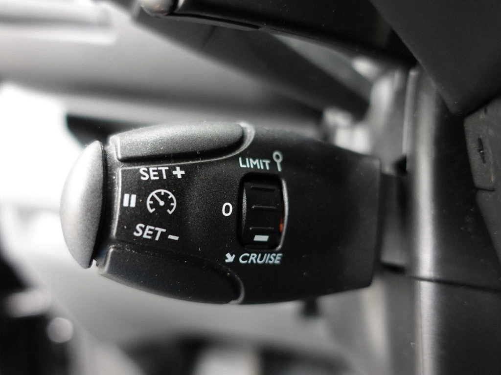 Opel Vivaro – foto 21