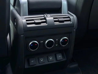 Land Rover Defender – thumbnail 37