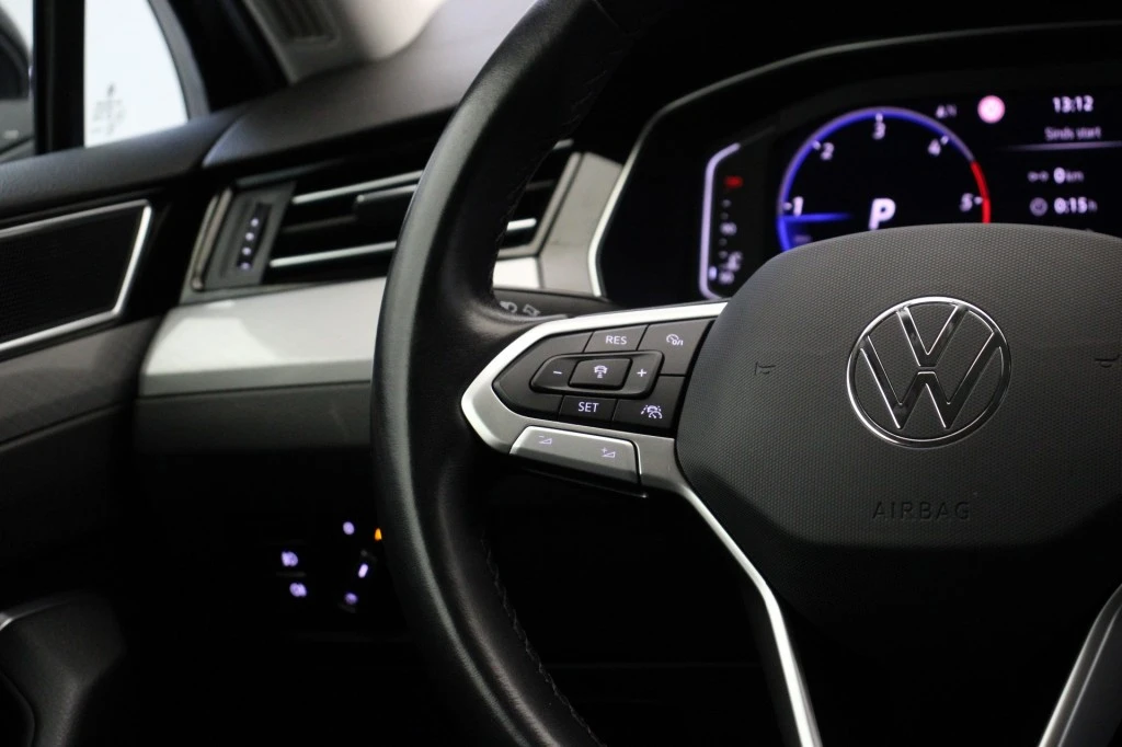 Volkswagen Passat – foto 15