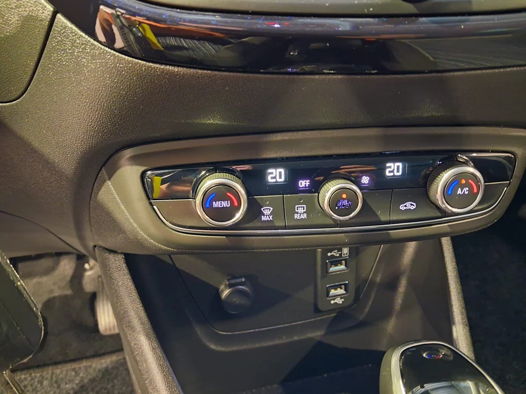 Opel Crossland X – foto 16