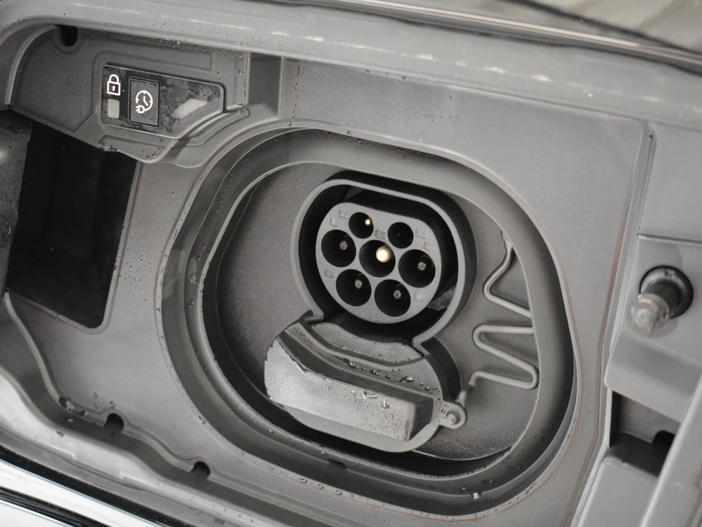 Peugeot e-3008 – foto 8