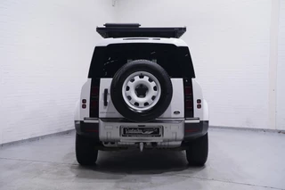 Land Rover Defender – thumbnail 4
