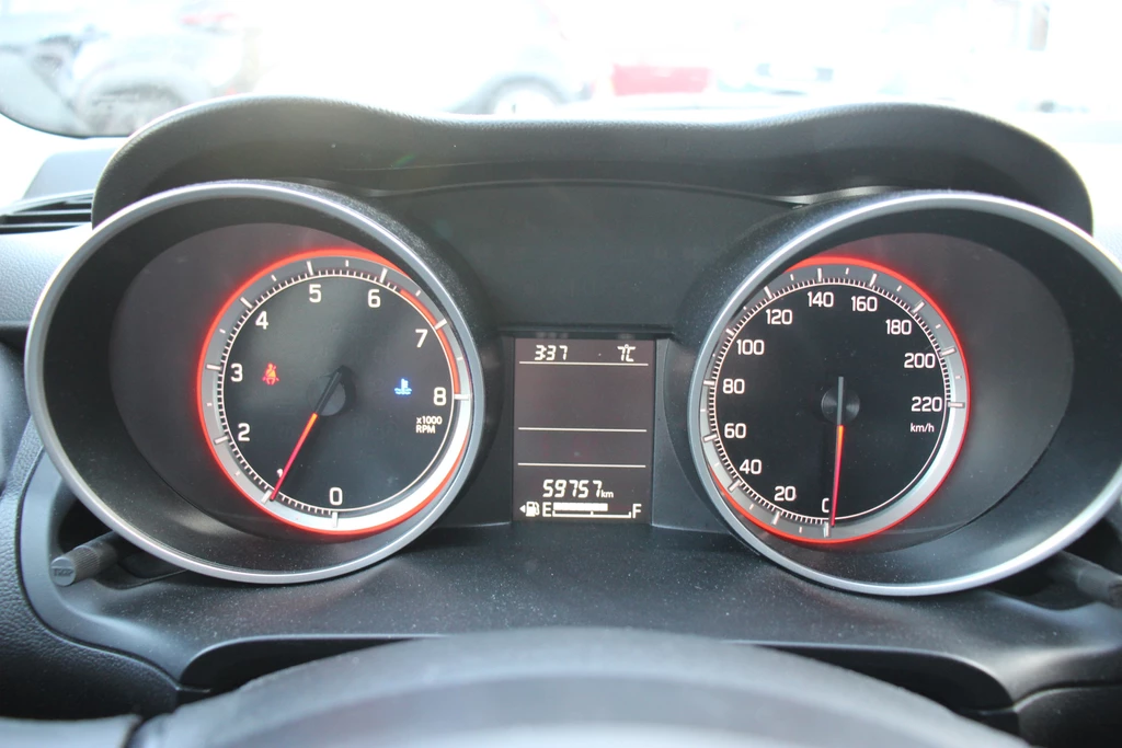 Suzuki Swift – foto 25