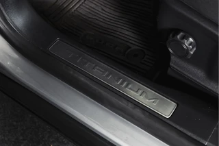 Ford Kuga – thumbnail 17