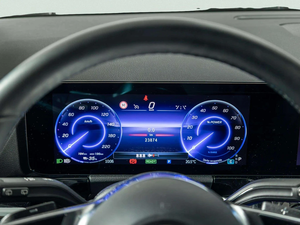 Mercedes-Benz EQA – foto 16