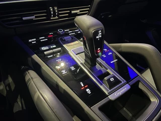 Porsche Cayenne – thumbnail 27