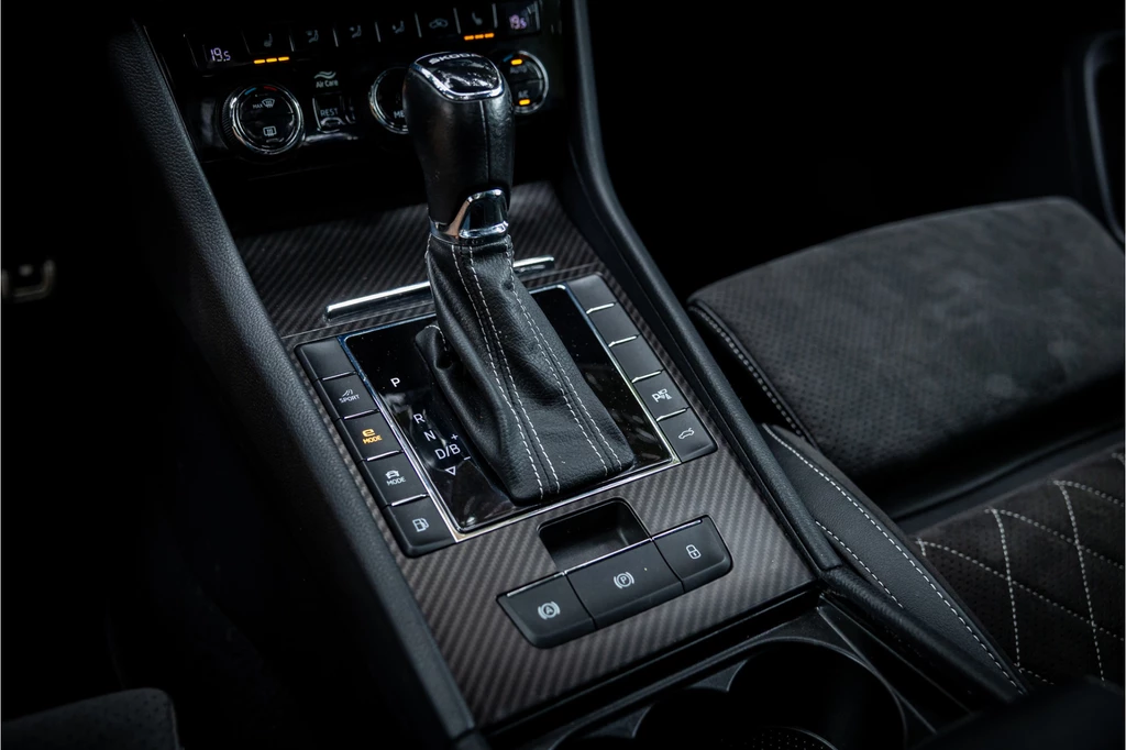 Škoda Superb – foto 16
