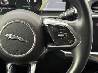 Jaguar I-PACE – thumbnail 24
