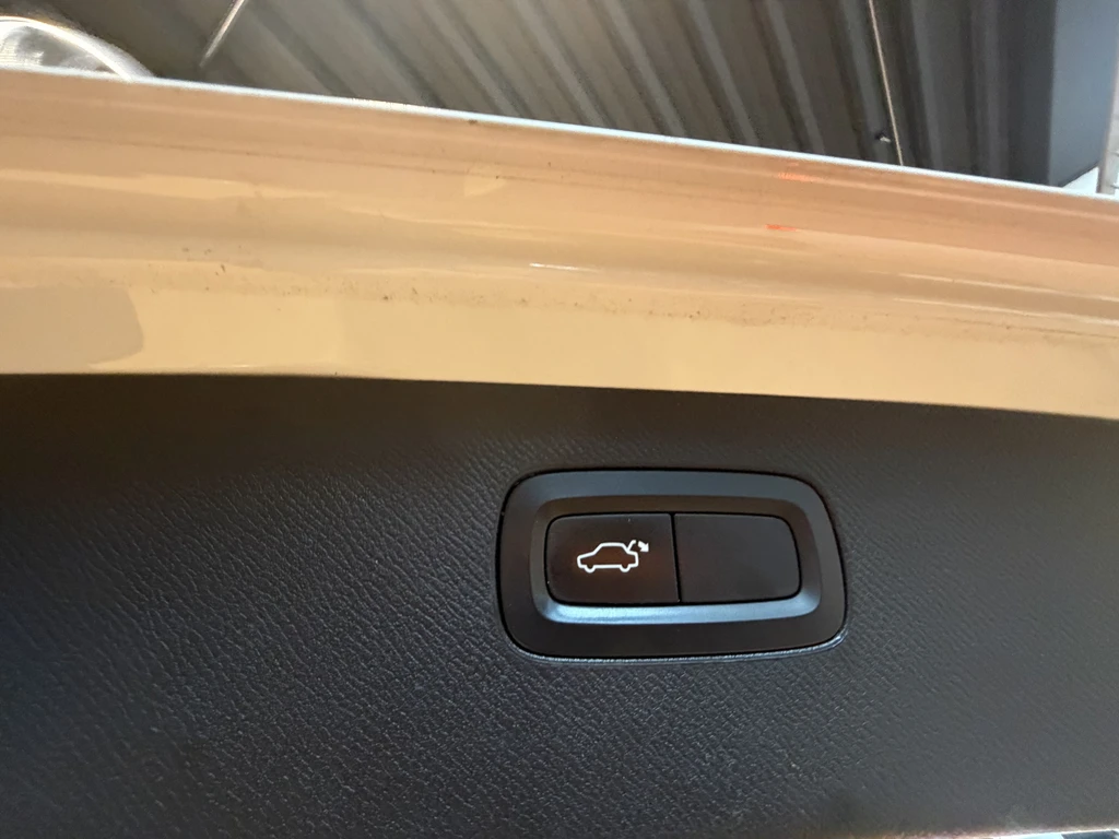 Volvo XC90 – foto 25