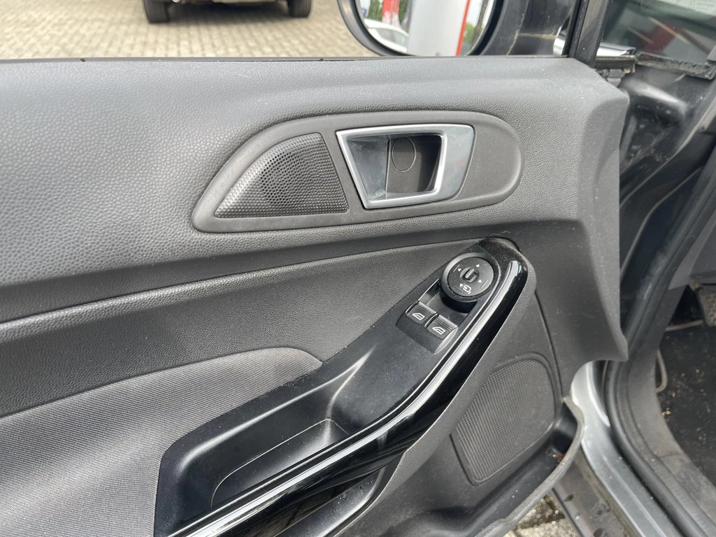 Ford Fiesta – foto 9