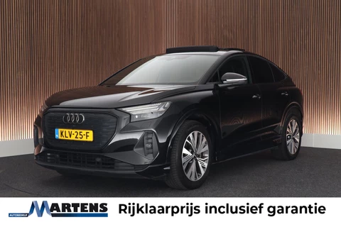 Audi Q4 Sportback e-tron 40 S edition 77 kWh Trekhaak Camera HUD Sonos Panoramadak Stoelverwarming Navigatie S-Line