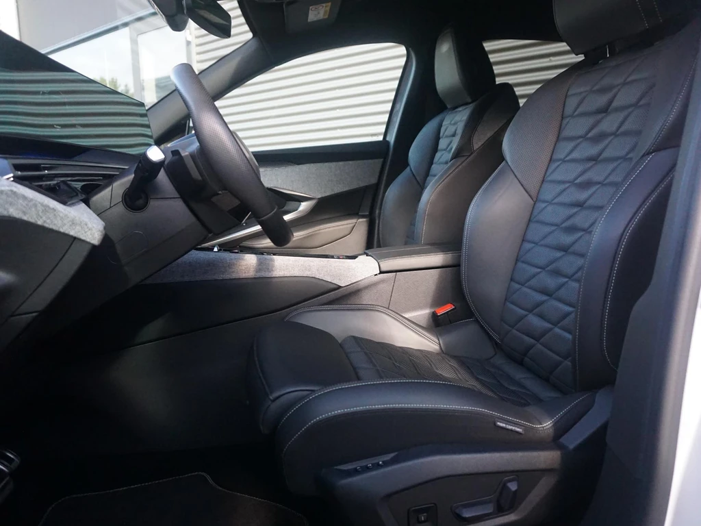 Peugeot e-3008 – foto 11