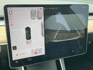 Tesla Model 3 – thumbnail 25