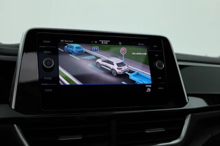 Volkswagen T-Roc – thumbnail 23
