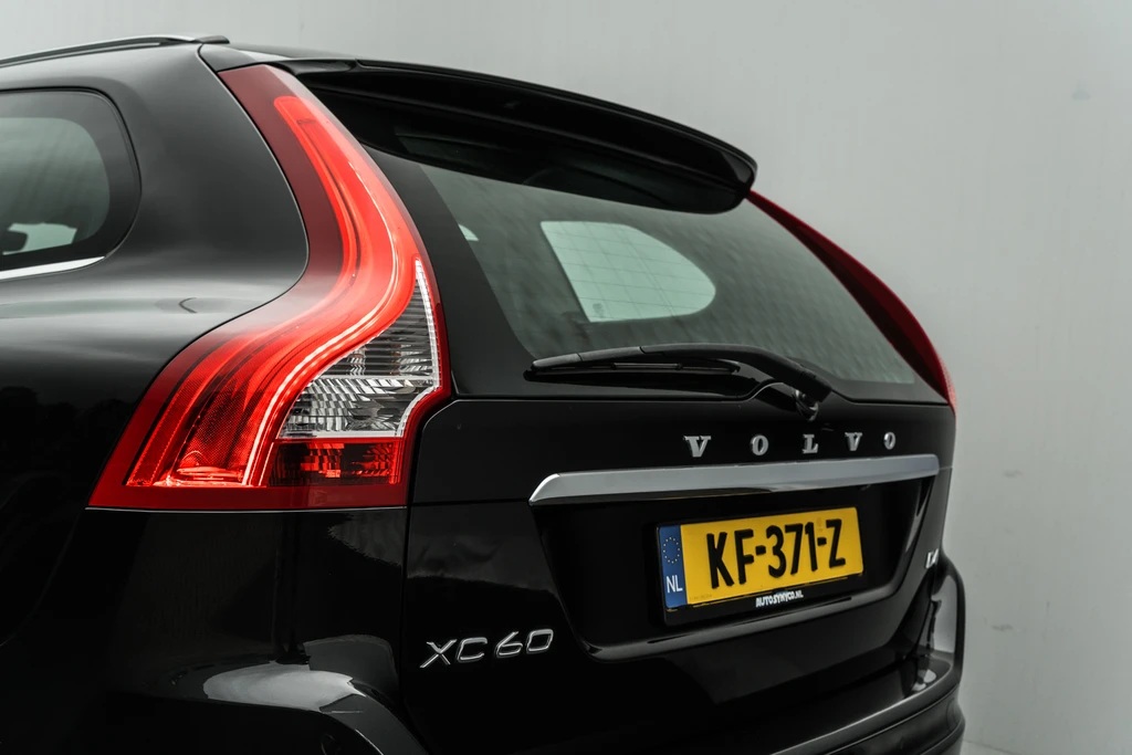 Volvo XC60 – foto 8