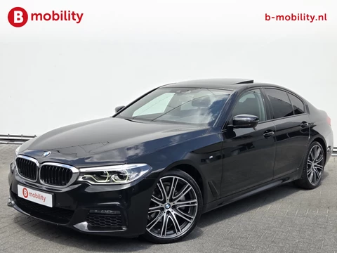 BMW 5 Serie 520i High Executive M-Sport Schuif/Kanteldak Head-Up LED | Achteruitrijcamera | Hifi | DAB Audio | Apple CarPlay | NL Auto!