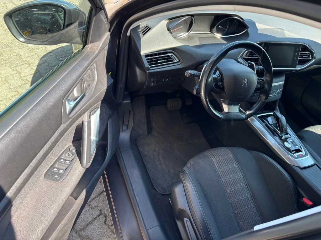 Peugeot 308 – foto 18