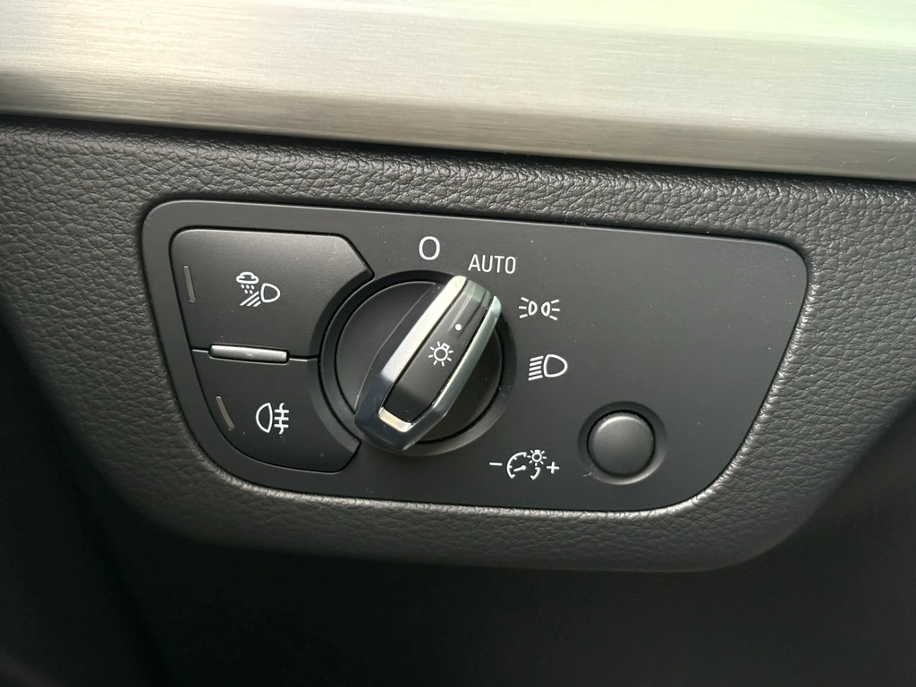 Audi SQ5 – foto 28