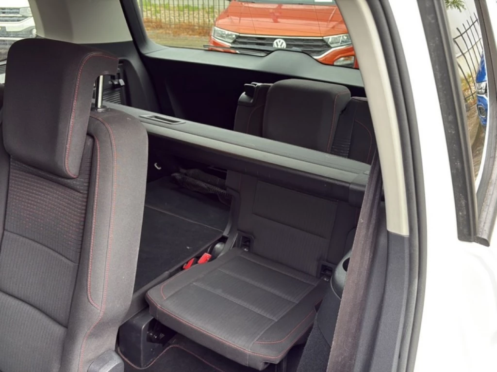 Volkswagen Touran – foto 14