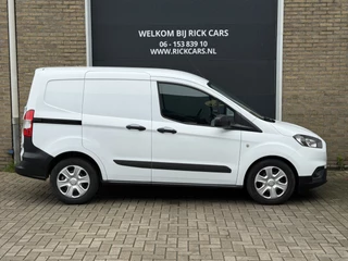 Ford Transit Courier – thumbnail 6