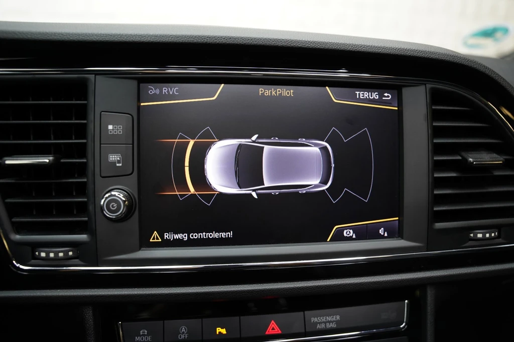 SEAT Leon – foto 34