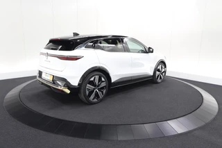 Renault Megane E-Tech – thumbnail 8