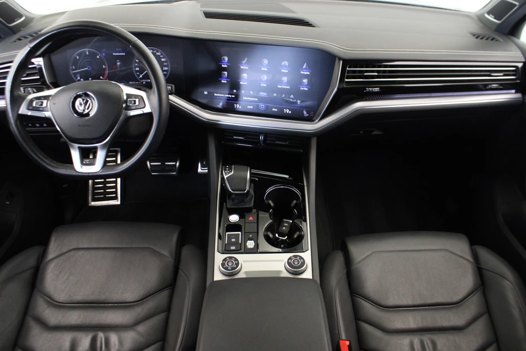 Volkswagen Touareg – foto 8