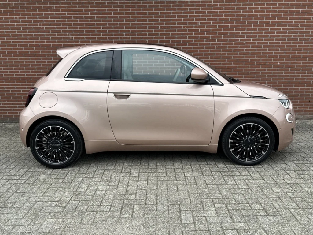 Fiat 500e – foto 7
