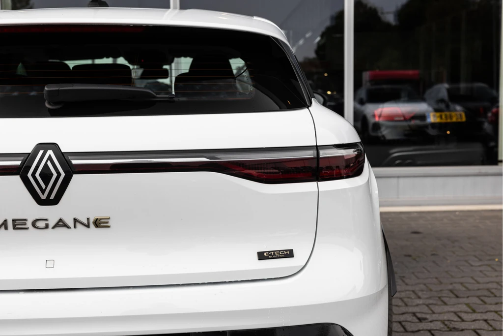 Renault Megane E-Tech – foto 10