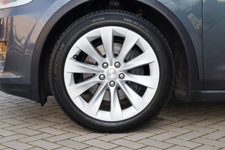 Tesla Model X – thumbnail 16