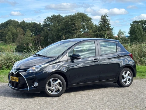 Toyota Yaris 1.5 Hybrid Trend - Black Sand Pearl - Nav/Cruise/Carplay