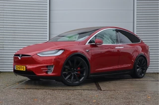 Tesla Model X – thumbnail 1