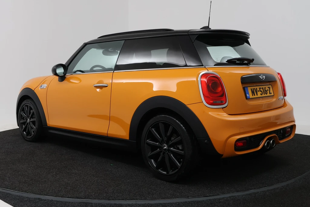 MINI 3-deurs – foto 3