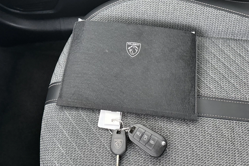 Peugeot 208 – foto 30
